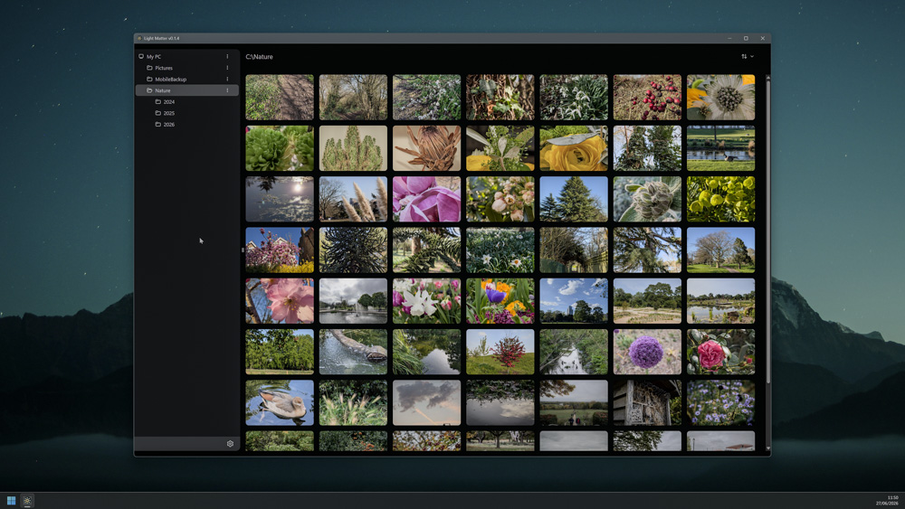 Light Matter HDR image viewer user interface displaying a photo gallery